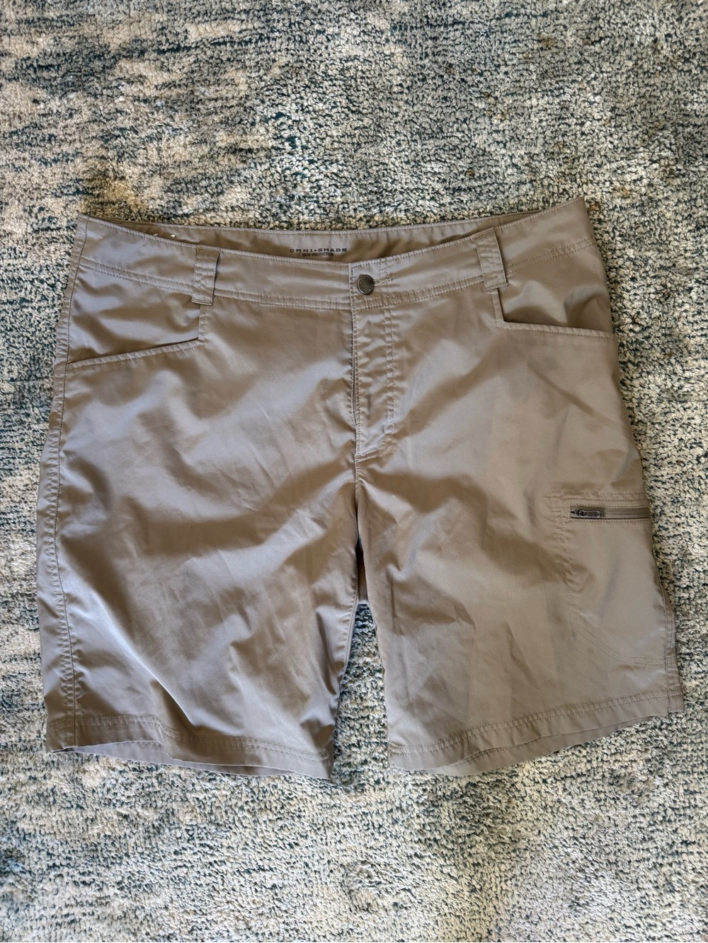 NWOT Columbia Men's Taupe Outdoor Cargo Shorts